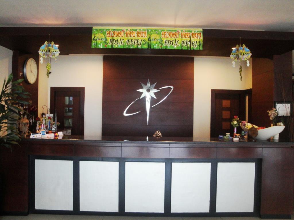 Imperial Hotel 肯达利 外观 照片