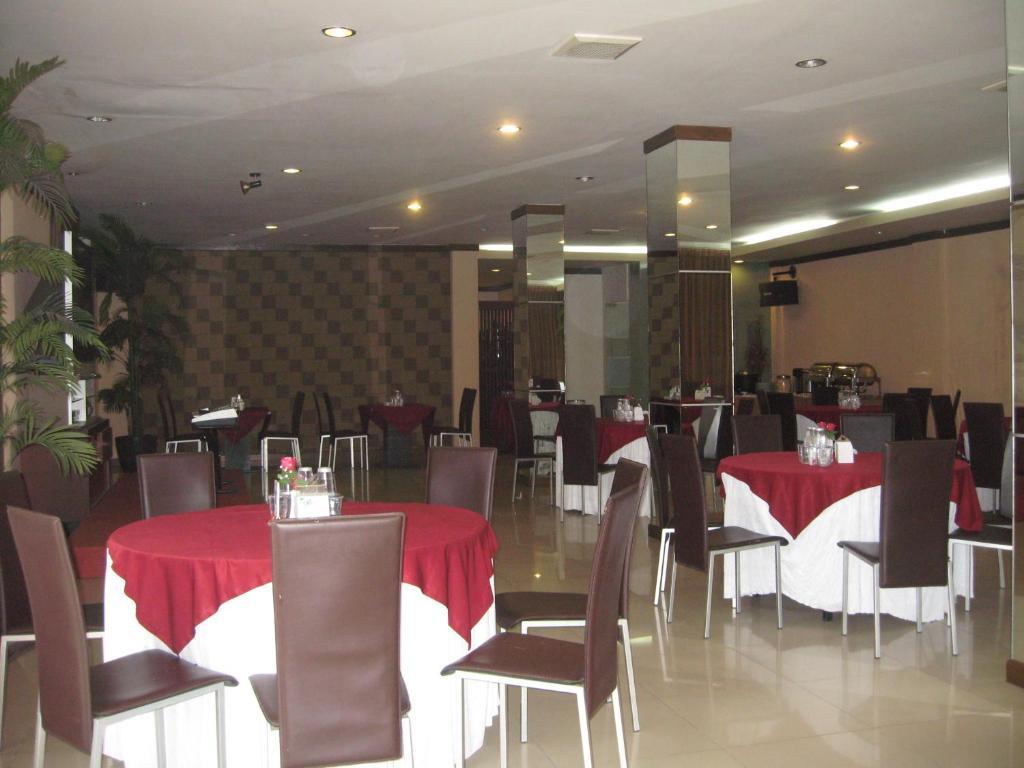 Imperial Hotel 肯达利 外观 照片