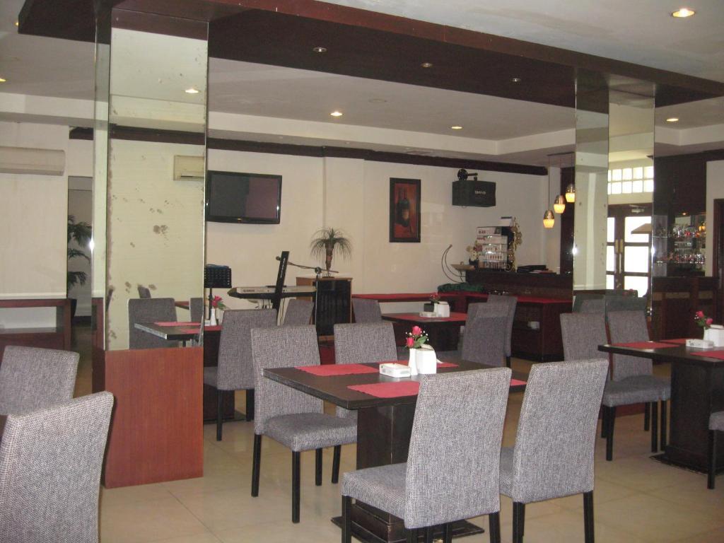 Imperial Hotel 肯达利 外观 照片