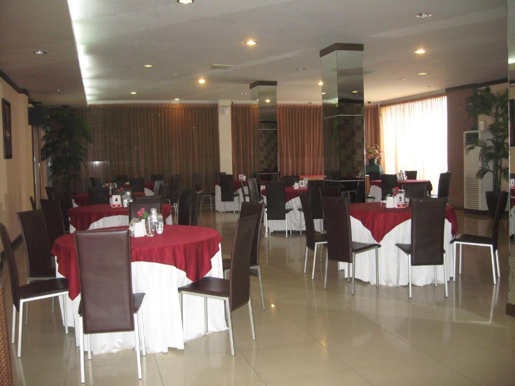 Imperial Hotel 肯达利 外观 照片